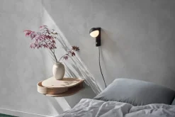 Northern Balancer minivägglampa/minibordslampa, stål