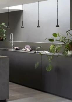 Northern Blush pendellampa, mattsvart