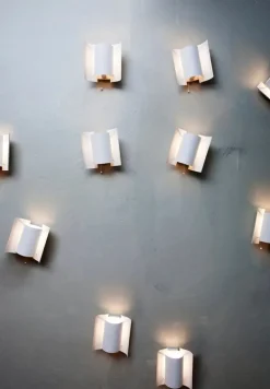 Northern Butterfly vägglampa, mattvit