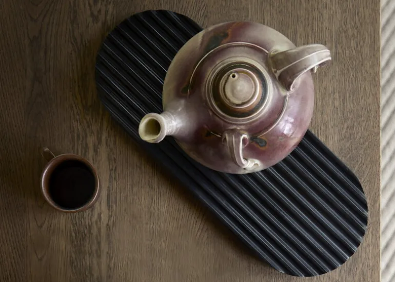 Northern Podium bräde, 40 cm, svart basalt