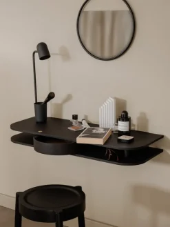 Northern Valet väggkonsol, svart ek