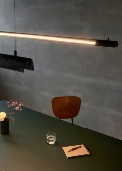 NUAD Radent pendellampa 135 cm, svart