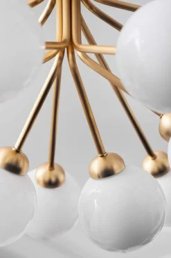 Nuura Apiales 18 pendellampa, borstad mässing - opal white