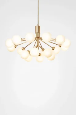 Nuura Apiales 18 pendellampa, borstad mässing - opal white