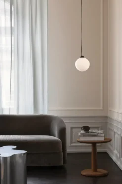 Nuura Apiales 1 pendellampa, stor, satin black - opalvit