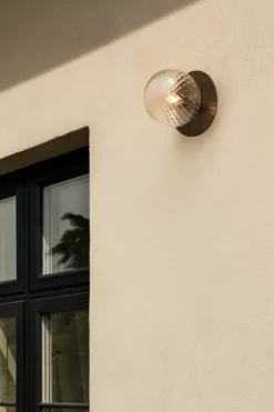 Nuura Liila 1 Outdoor vägg/taklampa, mörk brons - optic clear