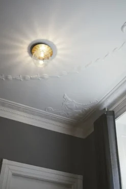 Nuura Liila 1 vägg/taklampa, stor, guld - ofärgad