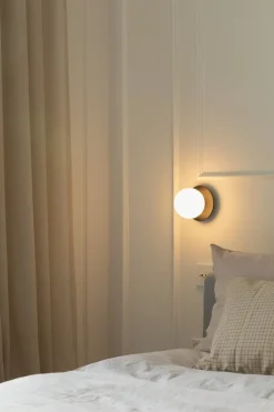 Nuura Liila 1 vägg-/taklampa, liten, svart - opal