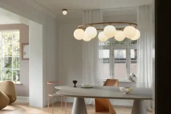 Nuura Liila 1 vägg-/taklampa, liten, mörk brons - opal