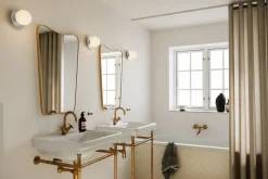 Nuura Liila 1 vägg-/taklampa, liten, silver - opal