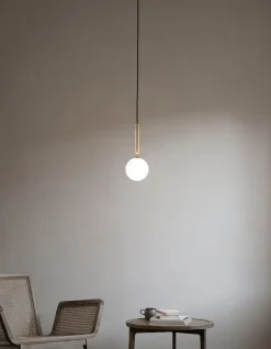 Nuura Miira 1 pendellampa, mässing - opal