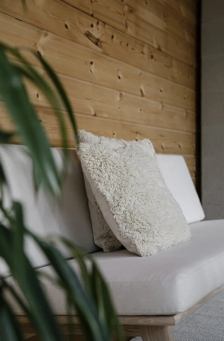 Ornäs Åre 2-sits soffa, ek - Orsetto 011