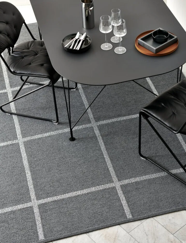 Pappelina Ada matta, 70 x 150 cm, grå - granit metallic