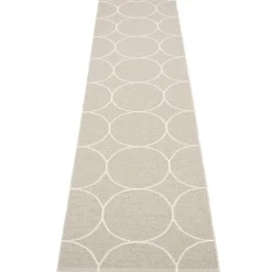 Pappelina Boo matta 70 x 300 cm, linne - vanilj