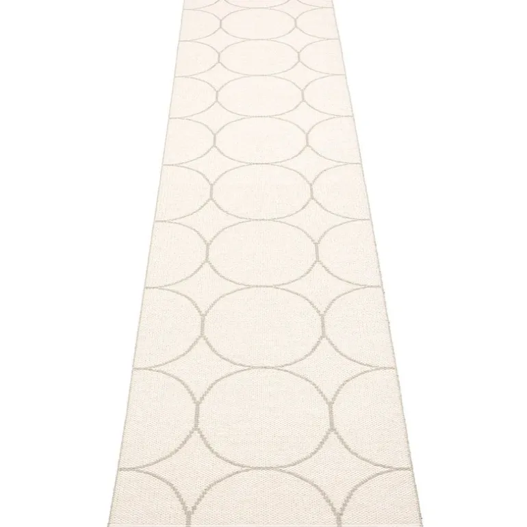 Pappelina Boo matta 70 x 300 cm, linne - vanilj