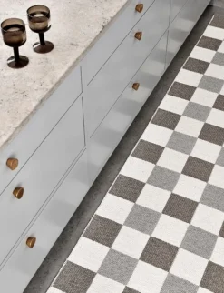 Pappelina Pix matta, 70 x 240 cm, mörkt linne - vanilj - linne