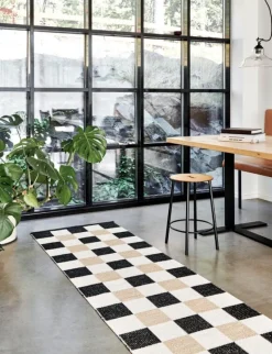 Pappelina Pix matta, 70 x 240 cm, svart - vanilj - beige