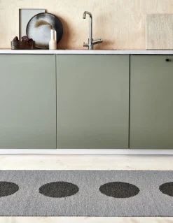 Pappelina Vera 2.0 matta, 70 x 280 cm, grå - granit metallic