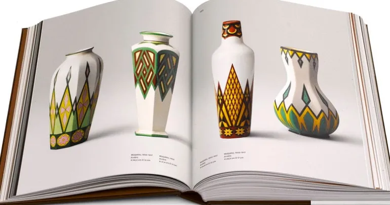 Parvs Aamunkoi - Suomalaista identiteettiä luomassa