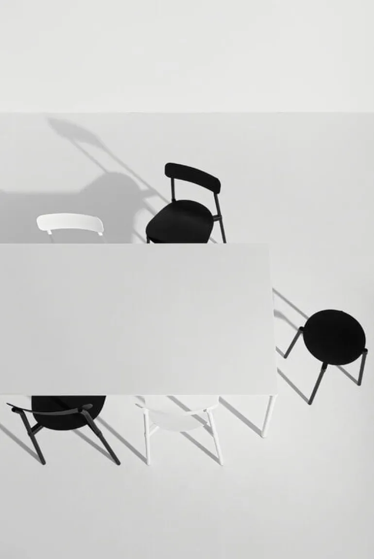 Petite Friture Fromme stol, svart