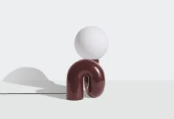 Petite Friture Neotenic bordslampa, 51 cm, körsbär