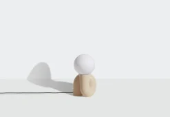 Petite Friture Neotenic bordslampa, 26 cm, vanilj