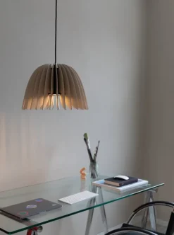 Pilke Lights Verna 34 pendellampa, björk