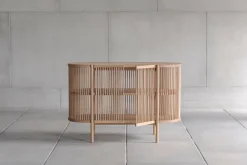 Poiat Petit Bastone sidobord med dörrar, ek