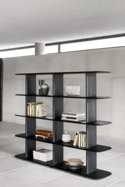 Poiat Poeme 144 hylla, svart ek