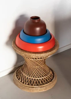 Raawii Omar vas, tawny