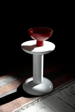 Raawii Thing pall, vit