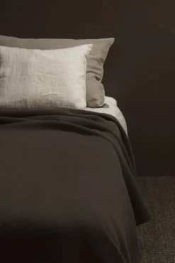 Roots Living Polku överkast, 190 x 260 cm, grå