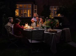 Rosendahl Soft Spot Solar Circular bärbar bordslampa, 25 cm, vete