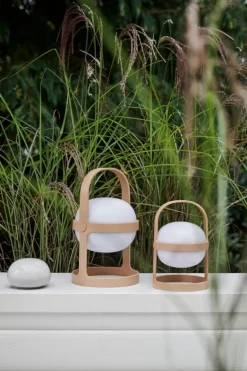 Rosendahl Soft Spot Solar Circular bärbar bordslampa, 25 cm, vete