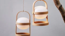 Rosendahl Soft Spot Solar Circular bärbar bordslampa, 18,5 cm, vete