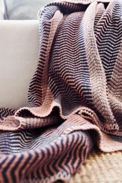 Røros Tweed Fri filt, 210 x 150 cm, By the Fire