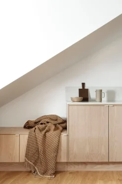 Røros Tweed Isak pläd, 150 x 210 cm, kastanj