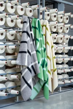 Røros Tweed Knut pläd, 135 x 200 cm, lime