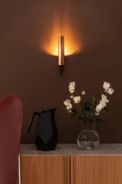 Örsjö Visir vägglampa, fast ansluten, mässing