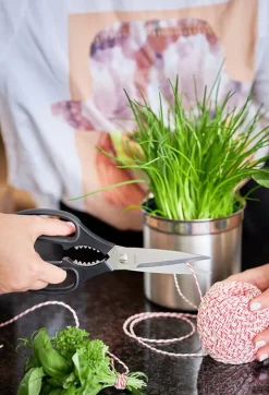 Rösle Kökssax, 22 cm, stål - svart