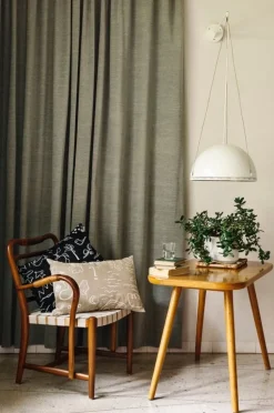 Saana ja Olli Onnenmaa kuddfodral 40 x 60 cm, beige - vit