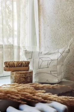 Saana ja Olli Unien talo sminkväska, vit