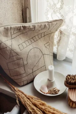 Saana ja Olli Unien talo sminkväska, beige