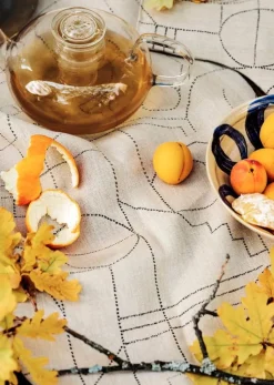 Saana ja Olli Unien talo kökshandduk/tablett, beige