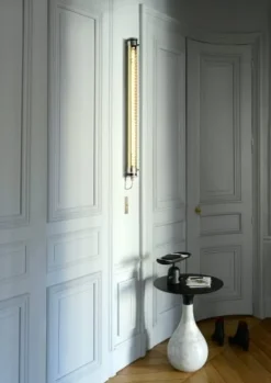 Sammode Elgar Casambi vägglampa, 1000 mm, kol - mässing