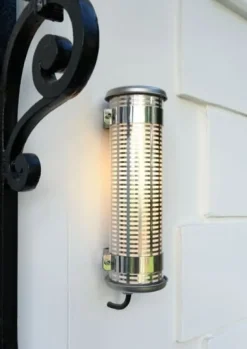Sammode Gude vägglampa, rostfritt stål