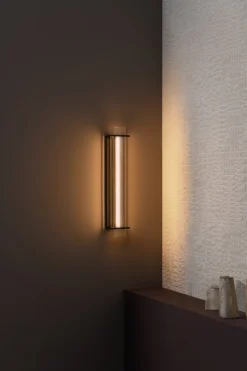 Sammode Quadratube W3 vägglampa, L, 700 mm, svart