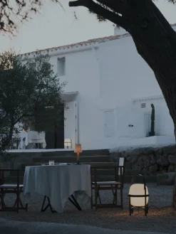 Santa & Cole Cesta Exterior bordslampa, svart