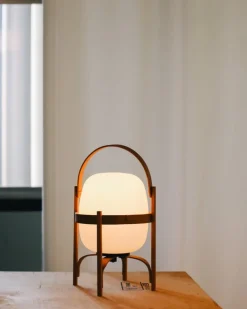 Santa & Cole Cestita Batería bordslampa