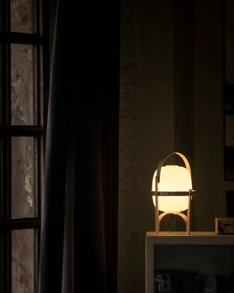 Santa & Cole Cestita bordslampa